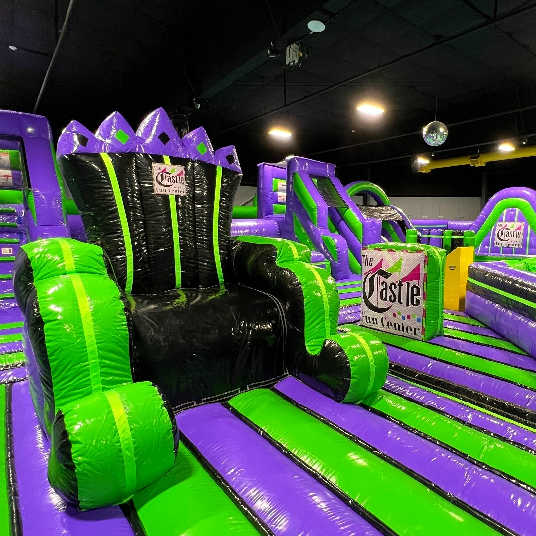 galaxybulls's tweet image. Boost your brand's presence with Galaxy! Our custom inflatable parks are designed to take your business to new heights, featuring personalized entryways, brand colors, logos, and more! 

#StandOutMarketing #CustomInflatablePark
@thecastlefuncenter