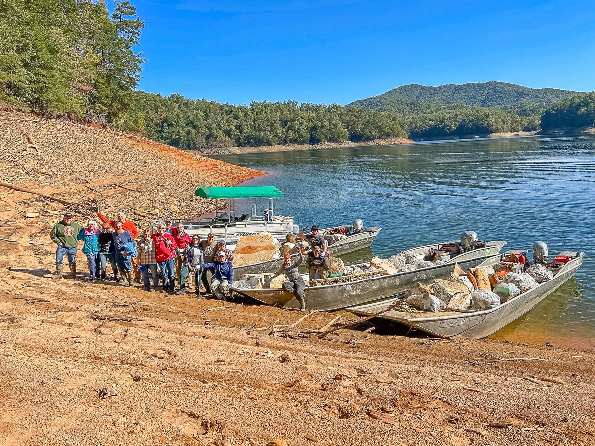 Living Lands & Waters tweet media