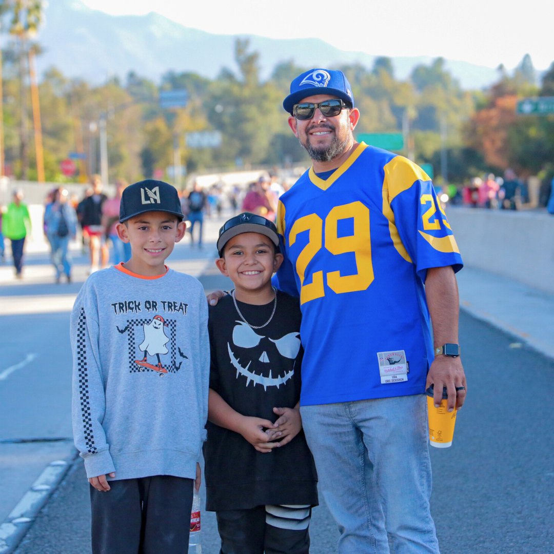 ActiveSGV's tweet photo. One year ago, over 40 thousand people reclaimed six miles of the 110 Freeway for #ArroyoFest – a historic, car-free experience filled with community, music, and pure joy. 🌞 

Head to our blog for the full story! https://t.co/3rNkdX78vg https://t.co/80XMLfUhJJ