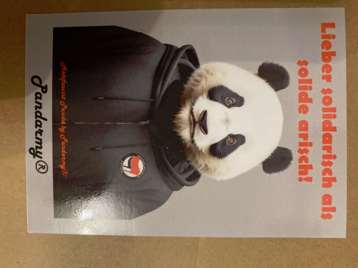 MaltusPanda's tweet image. Die neuen #Pandarmy #Aufkleber und #Postkarten sind da! 😍😍😍😍
#fcknzs #fckafd