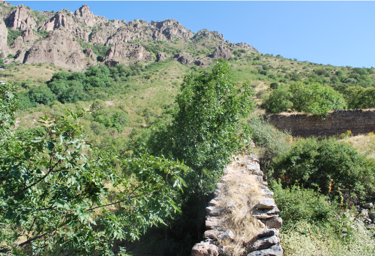 melucene's tweet photo. NEXT WEDNESDAY! I am excited to present some in-process work on ruins, wilderness, and sacred landscape in Vayots Dzor #Armenia with the @BirkbeckHCA Murray Seminar

https://t.co/pkjR92tUyW https://t.co/yP0qF0Snkm