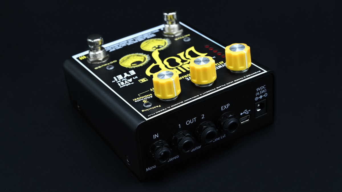 audiomusicadigi's tweet photo. Eventide y Third Man Hardware anuncian Knife Drop: una fusión revolucionaria de fuzz y síntesis @EventideAudio #AudioMusicaDigital #Audio #Musica #Sonido #Eventide #ThirdManHardware #KnifeDrop #Fuzz #Sintesis #Pedal #Guitarra https://t.co/GNXsXlvnDH https://t.co/u0dcZasv5b