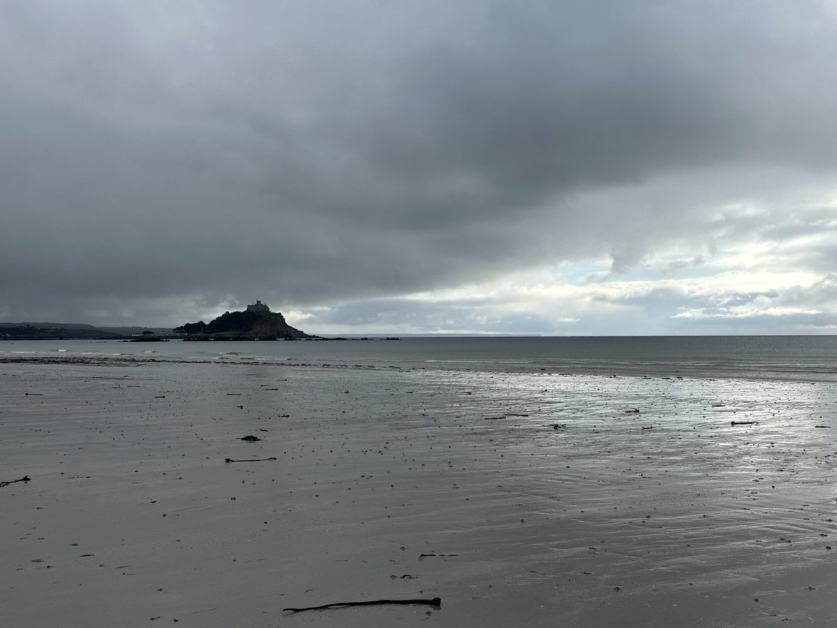 HabasherYanni's tweet photo. #longrock #Kernow #olddogsrule #Kernowdog https://t.co/fb7hFi57VR
