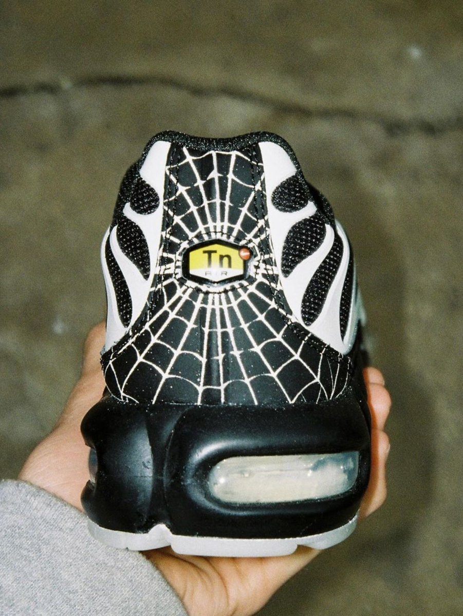 nike tn halloween black