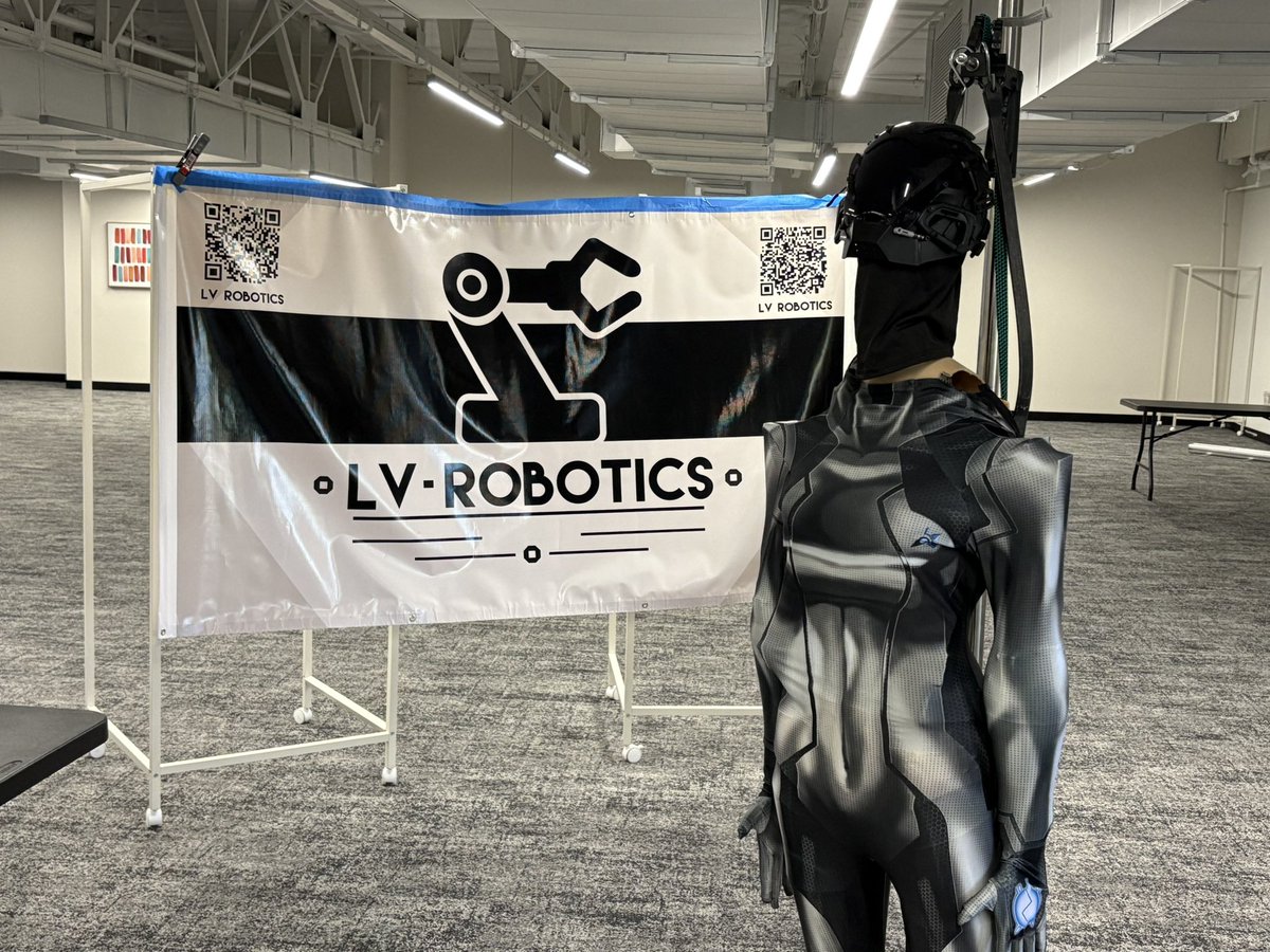 edenrobots's tweet image. At Eden Robotics we make humanoid robot clones. With just a few photos, we use advanced SFX, 3D printing, and robotics to bring YOUR android vision to life. Whether it’s a personal assistant, or a unique companion.

🌐 edenrobotic.com 
#FutureTech #AndroidRobot #Robot #AI