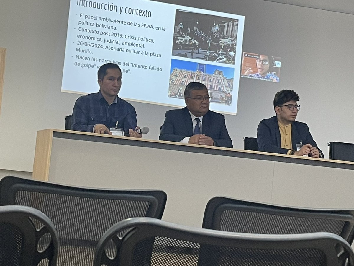 RICE_Ecuador's tweet photo. Reanudamos la agenda de la tarde debatiendo sobre #ComPol, educomunicación, periodismo e IA. 
#Congreso2024 #RICE2024 https://t.co/nVbAoPbPeg