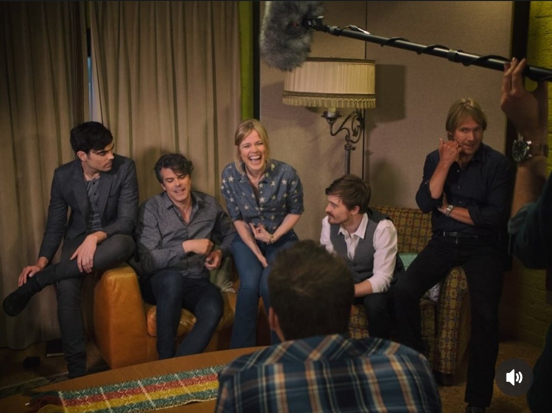 IlseDeLangeChaos tweet media