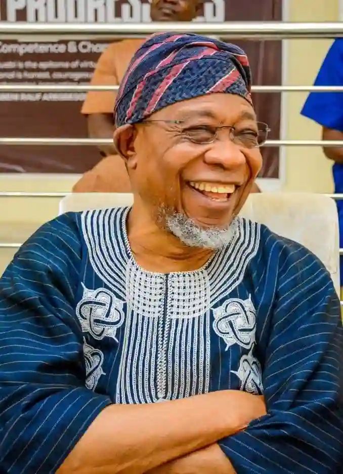 Adefatai4's tweet photo. OGBENI ABDULRAUFAREGBESOLA!! OKE TENTEE LAAYE REE BIQUDRATILLAHI TAHAALAA AAMIN. https://t.co/O817zKA8hC