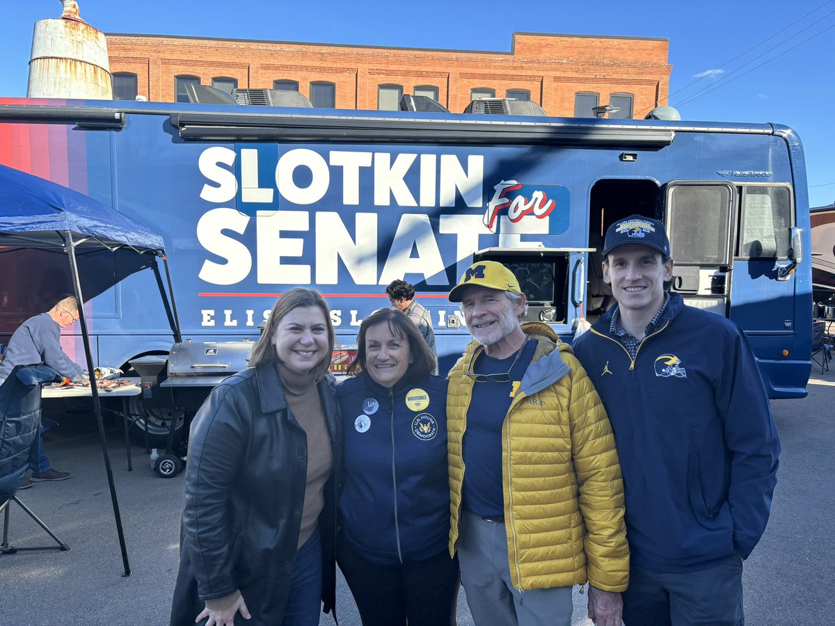 What a great week organizing and knocking on doors in Michigan for the Harris-Walz campaign and Democrats up and down the ballot. 

We’ve got 7 days, let’s get out and win this!