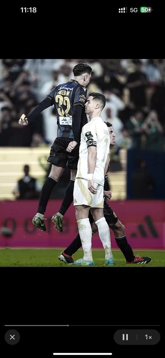 abo0ody579's tweet photo. بدون صندوق ولا استقطاب 
" ما لاحد منه الله اللي عزنا " 💙🖤💛 #النصر_التعاون https://t.co/B4c4kQAaUV