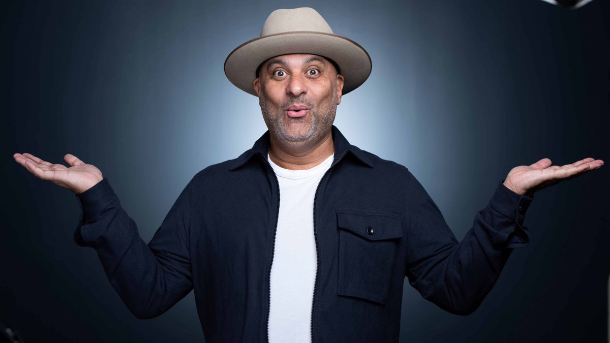 _24News_'s tweet image. เตรียมขำก๊ากกันอีกครั้ง กับซุปตาร์ตลก ‘Russell  Peters’ ที่กลับมาพร้อมโชว์ใหม่ Russell Peters: RELAX* World Tour  ขำแบบสบายๆ 3 เม.ย. 68 ที่โรงละครเคแบงก์ สยามพิฆเนศ
twentyfour-news.com/russell-peters/
#RussellPeters #RELAXWorldTour #RELAXTourBKK #RussellPetersBKK2025