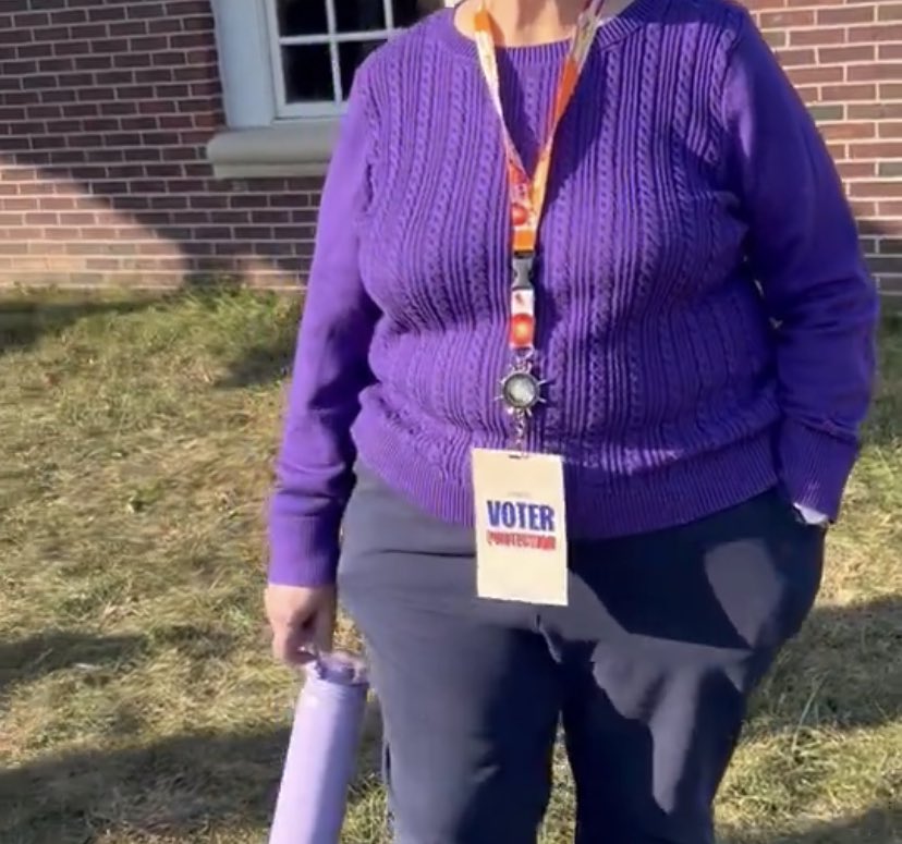 Athan_K's tweet image. Pennsylvania Voters: Please Be Advised. 

These are not badged officials on behalf of the Commonwealth or County. 

They have no authority to instruct or direct your ability to vote.