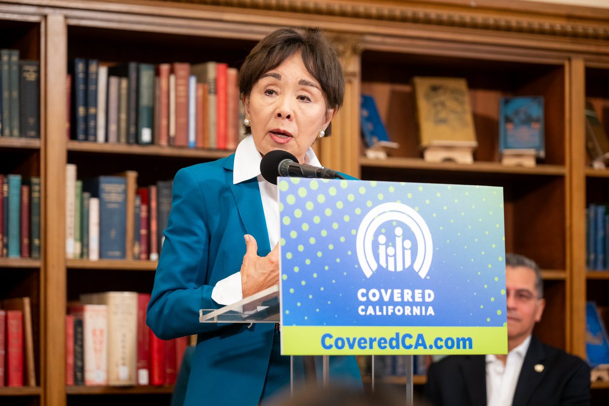 CoveredCAnews's tweet photo. “Let’s Talk Health” #California as @SecBecerra, @DorisMatsui, @RepBera and @Cal_HHS’ Sec Kim Johnson joined @CoveredCA at the @CAStateLibrary to kick off our health literacy campaign as #OpenEnrollment begins nationwide on Nov. 1. Get info and sign up at https://t.co/KCP5PVkxIv. https://t.co/cOVKeAWwS5