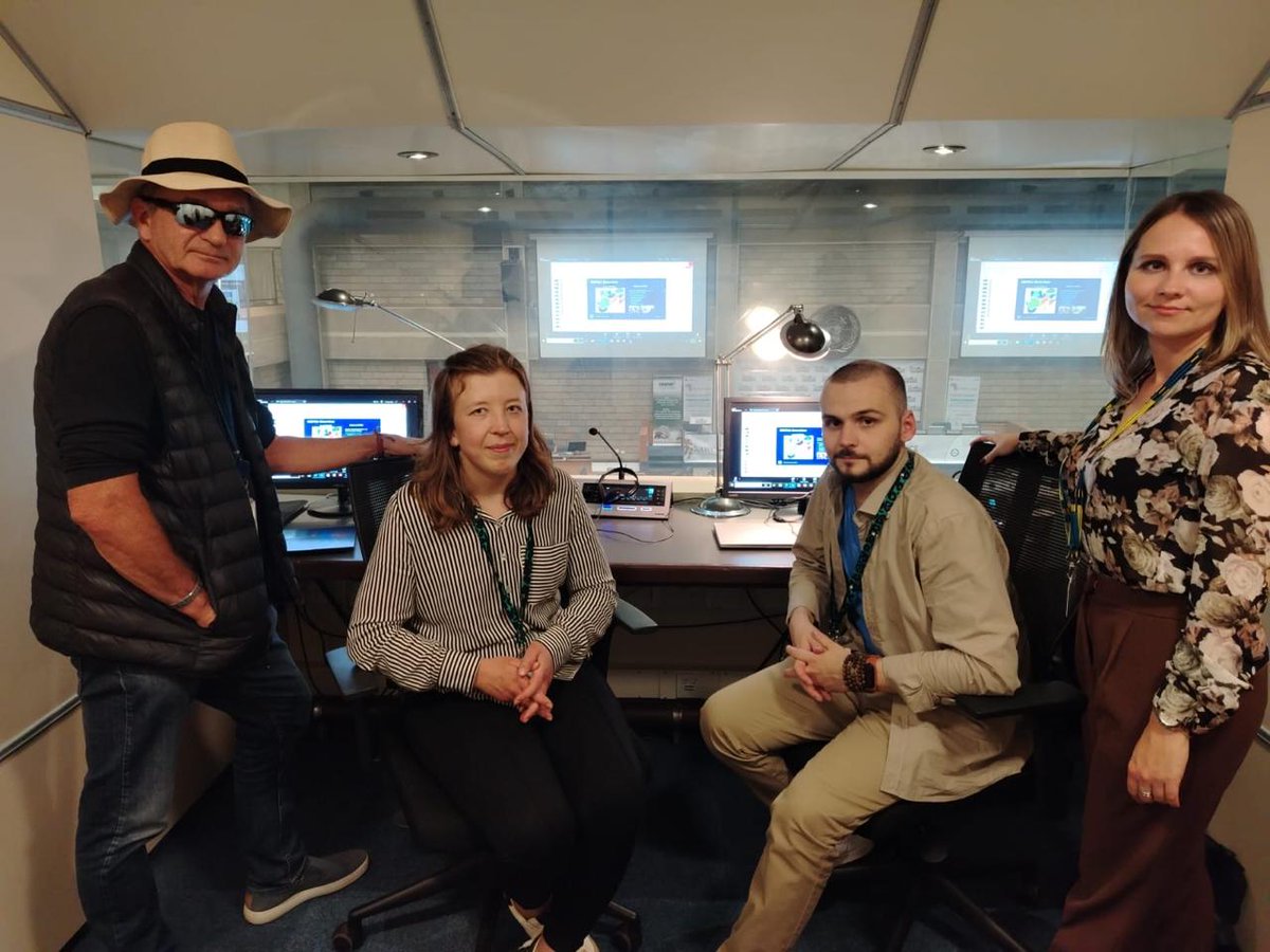 UNDGACM_EN's tweet photo. Interpretation students from our DGACM partner universities, #MSLU & @rgpu, participated in dummy booth training under the expert guidance of the #UNON Russian interpretation team.
It was a great opportunity to practice their skills in a 🇺🇳 UN conference setting 📸 https://t.co/Js0qWfi7mq