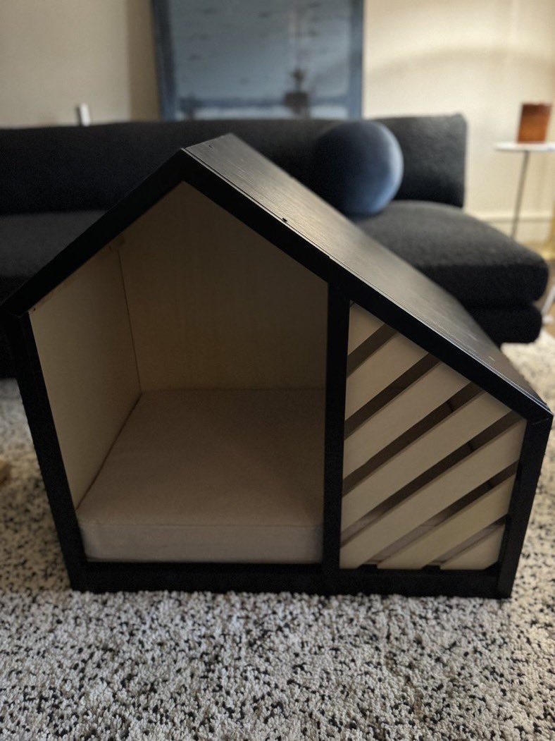 Mahogany_Mama's tweet photo. I spent the afternoon assembling pet houses and tents. @Target #CuddleCollab https://t.co/P2OsX57ewE