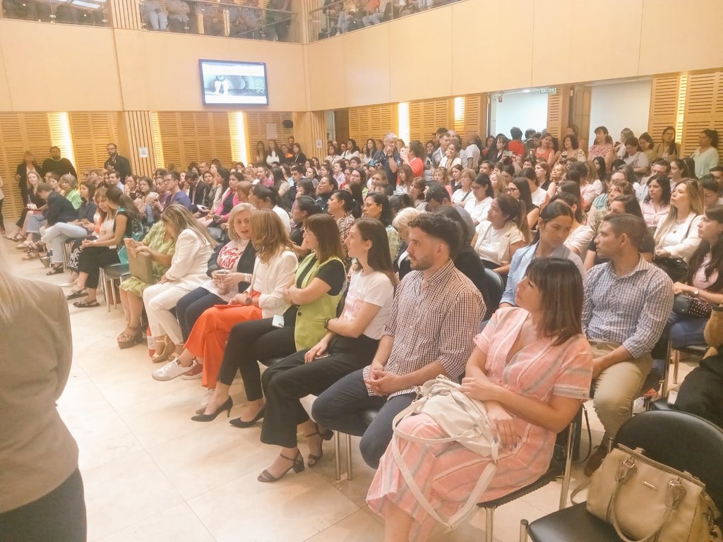 observatorio_g's tweet photo. El Observatorio de Violencia Familiar y de Género de Misiones, acompañó a la Cámara de Representantes y al Poder Judicial de nuestra provincia, a una nueva capacitación sobre “Herramientas para un mejor abordaje frente a casos de abuso sexual infantil” https://t.co/0maeZy08Es