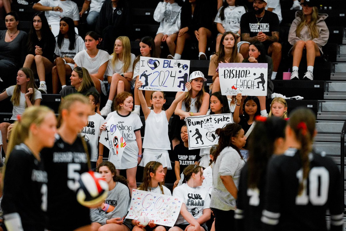blathletics's tweet photo. Last match under the ๐ซ๐ช๐ท๐ท๐ฎ๐ป๐ผ!
#GoFriars // #FriarVB https://t.co/SKeAY36R8r