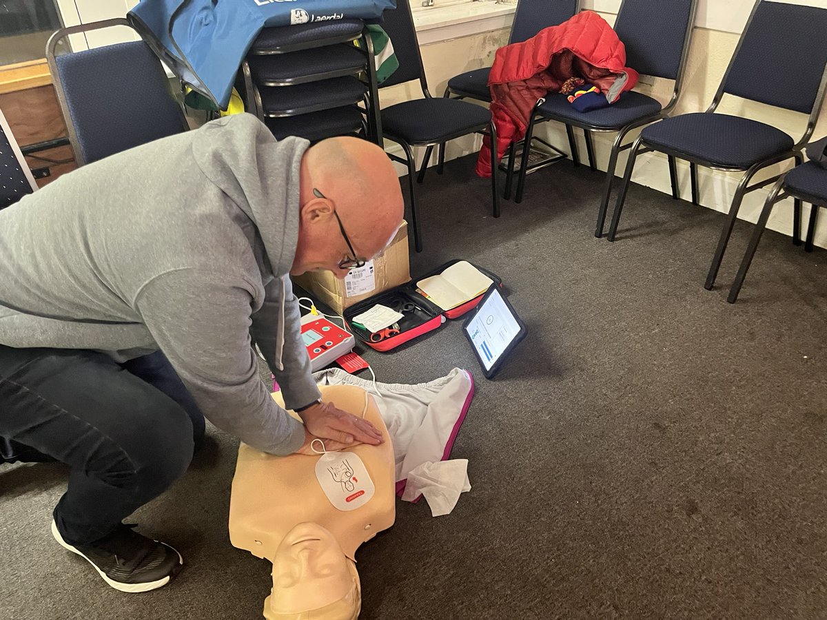 Sandyloch tweet media