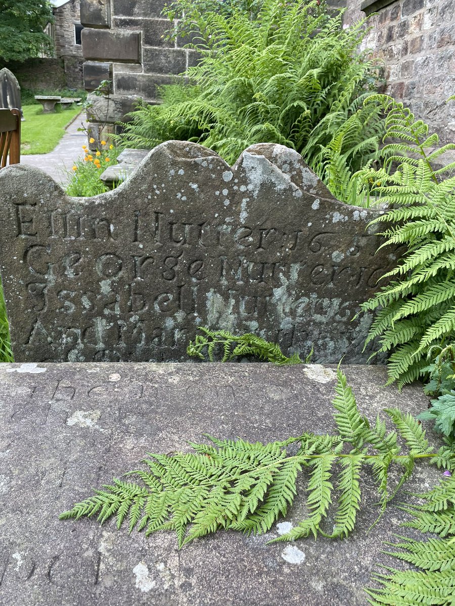 underthestones's tweet photo. Day 29 of #31DaysOfGraves - old.

This is one of the oldest graves I have found on my travels - tucked away in the churchyard at Newchurch-in-Pendle, is the final resting place of Ellin and her family, who were laid to rest from 1651. https://t.co/sraGlowDH0