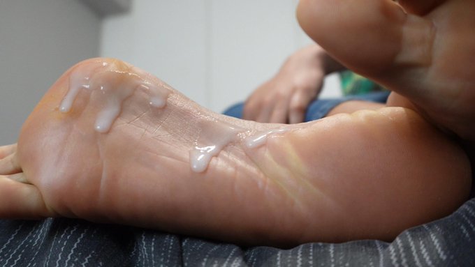AleskaFeet