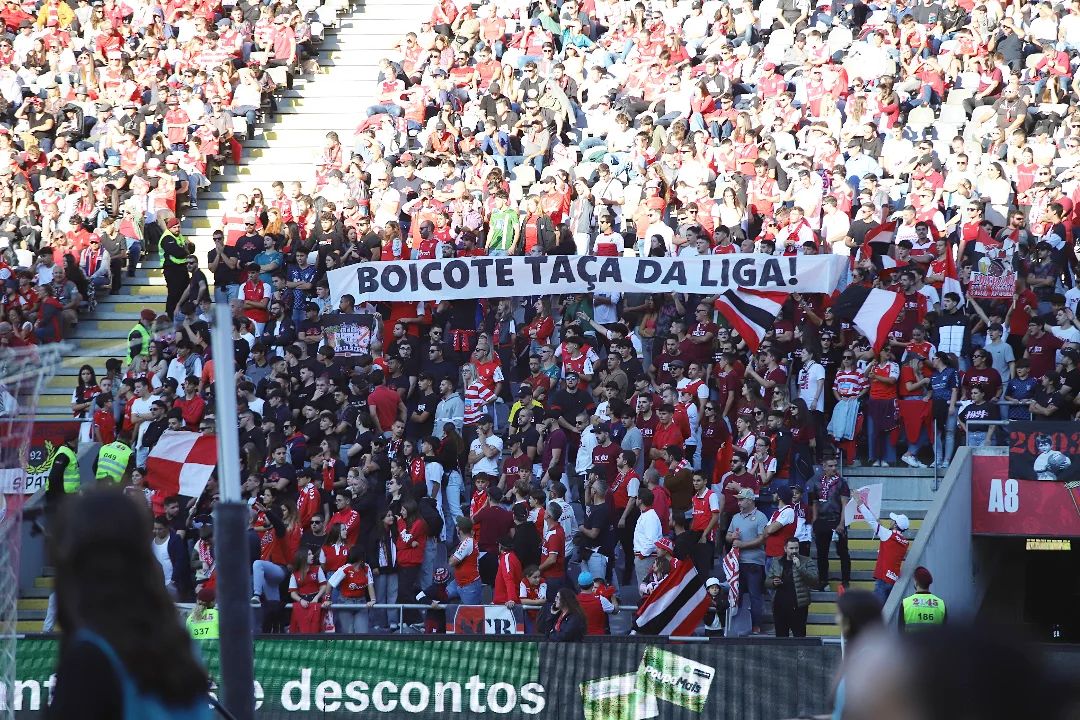 Respeitem os adeptos!
BOICOTE TAÇA DA LIGA!