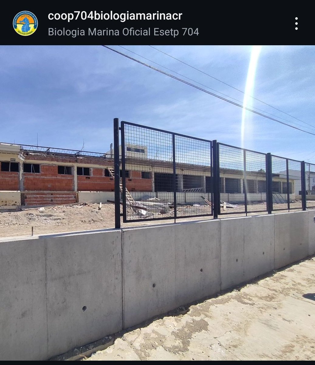 PadresBioMarina's tweet photo. Hoy hubo una nueva visita a la obra de nuestro colegio.
Compartimos algunas capturas del IG de la Cooperadora.
@NachoTorresCH todavía no nos aseguran que la 2da etapa se haga a continuación. 🤔
@joseluispunta aseguró hace unos días que si.
Es correcto?
No hay licitación publicada https://t.co/RA8YJg2p4q