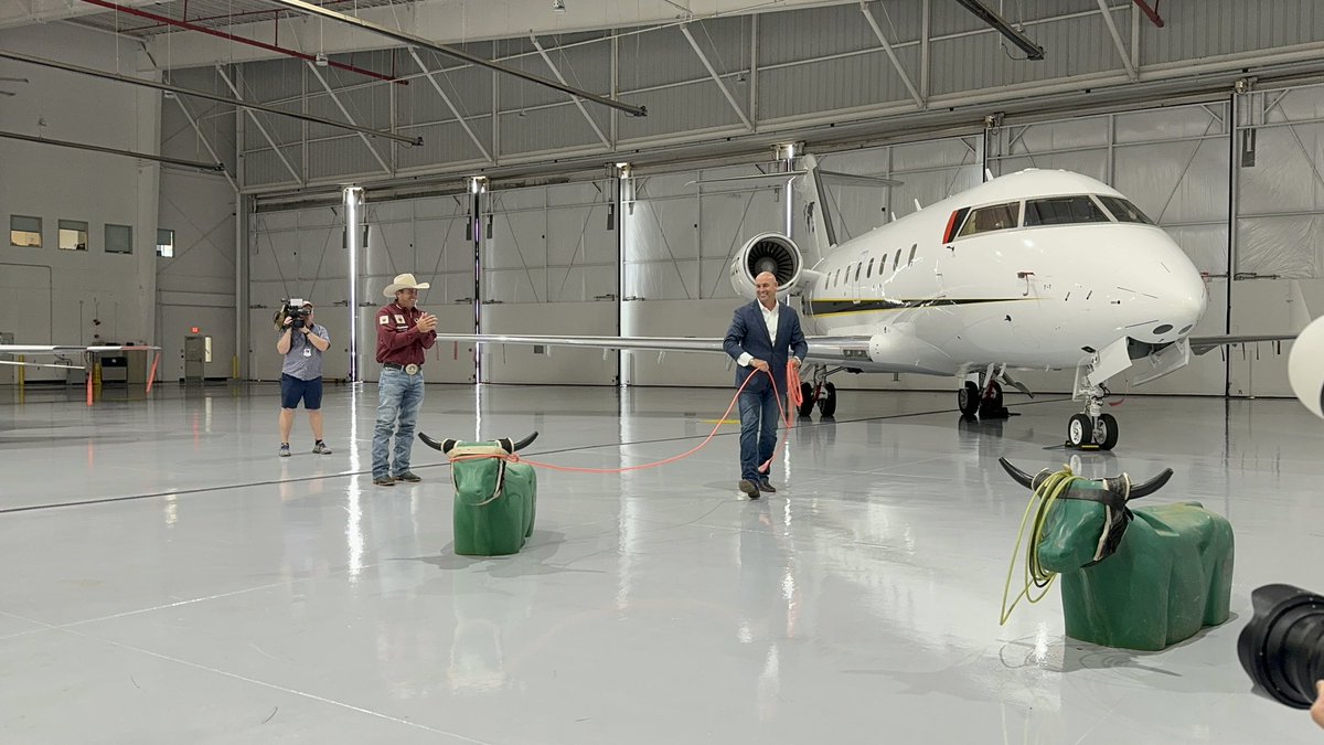 RepEllzey's tweet photo. Aviation innovation is happening right here in Texas. We are leading the nation in its defense development. I was proud to be with AVX this morning as they opened their doors in Fort Worth. What started from humble beginnings and a dream of five engineers has now blossomed into a company that develops technology to keep our nation safe. This is the American dream. This is patriotism.