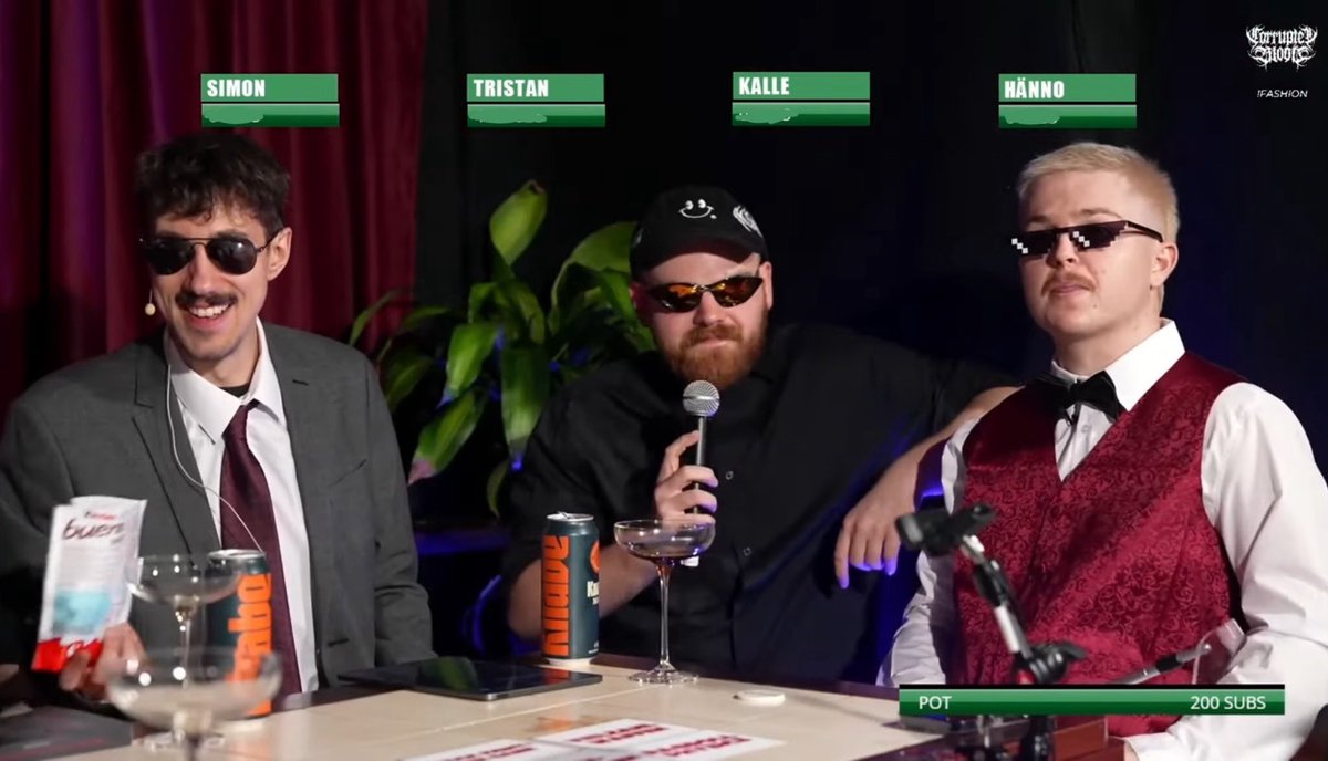 Haben uns mit GAMEPOKER eine kleine feine Show ausgedacht. Reinschauen lohnt: youtu.be/adjgAyY2StM
