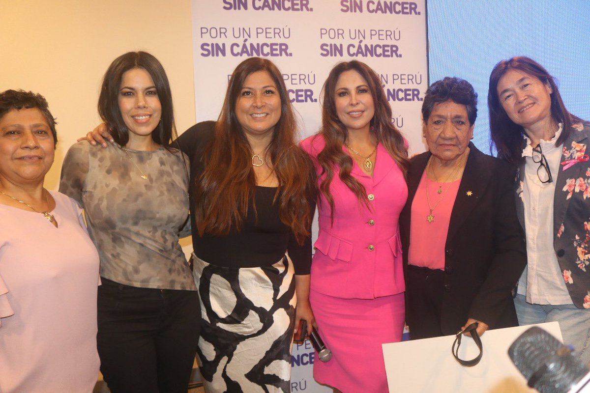 PattyChirinosVe's tweet photo. ¡La prevención es nuestra mejor arma! Hoy, me sumo a la campaña #PorUnPerúSinCáncer, “días que no vuelven”, invito a todos, hombres y mujeres, a levantar la voz, exigir atención y realizarse exámenes preventivos. No dejemos que el tiempo pase: cuidemos nuestra salud y la de quienes amamos. 
@unperusincancer 
#díasquenovuelven
#unidoscontraelcáncer