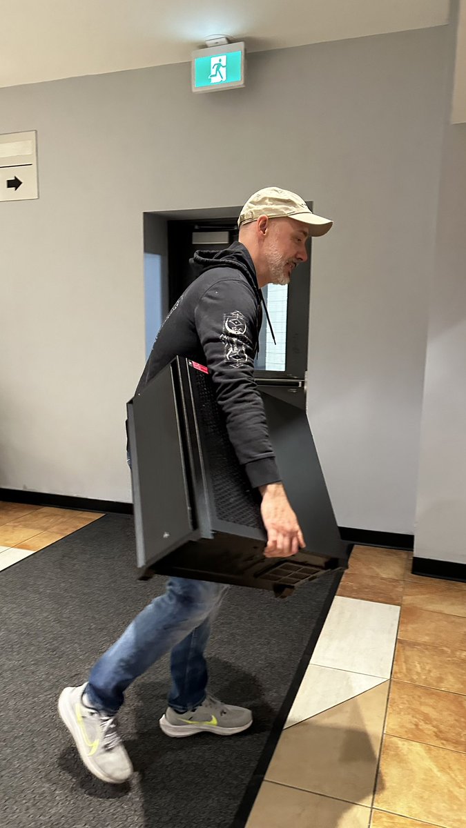 rebb ford tweet media