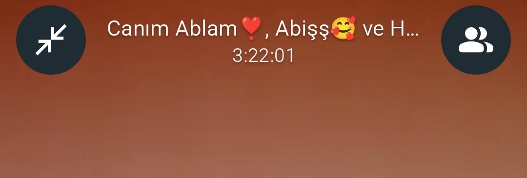 kubra25_'s tweet photo. Sabah mesai olmasaydı bi 3 saat daha konuşulurdu 😃😃 https://t.co/b9VRknjBaz