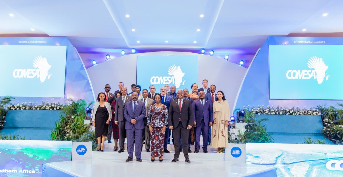 Gatoni_RG's tweet photo. Découvrez les facettes méconnues du #Burundi, pays qui accueille les 21 délégations des Pays membres du COMESA
Photo du jour : Photo de famille lors du Conseil des Ministres des Affaires Étrangères du COMESA ce 29/10 https://t.co/IlhqkWSlSd