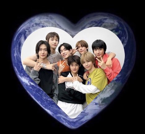 mydearsyongseok's tweet photo. The earth                       The earth with       
                                            RII7E in it https://t.co/RjpCBoDxg3