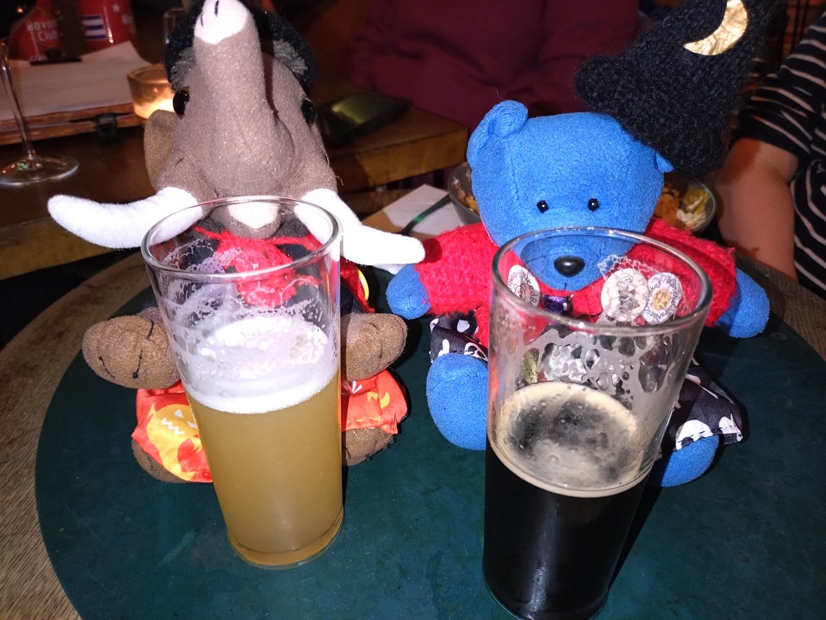 Out for beers @TheWolfBham with <a href="/BrumBeerBabs/">BrumBeerBabs</a> #smallbearsneedbeer