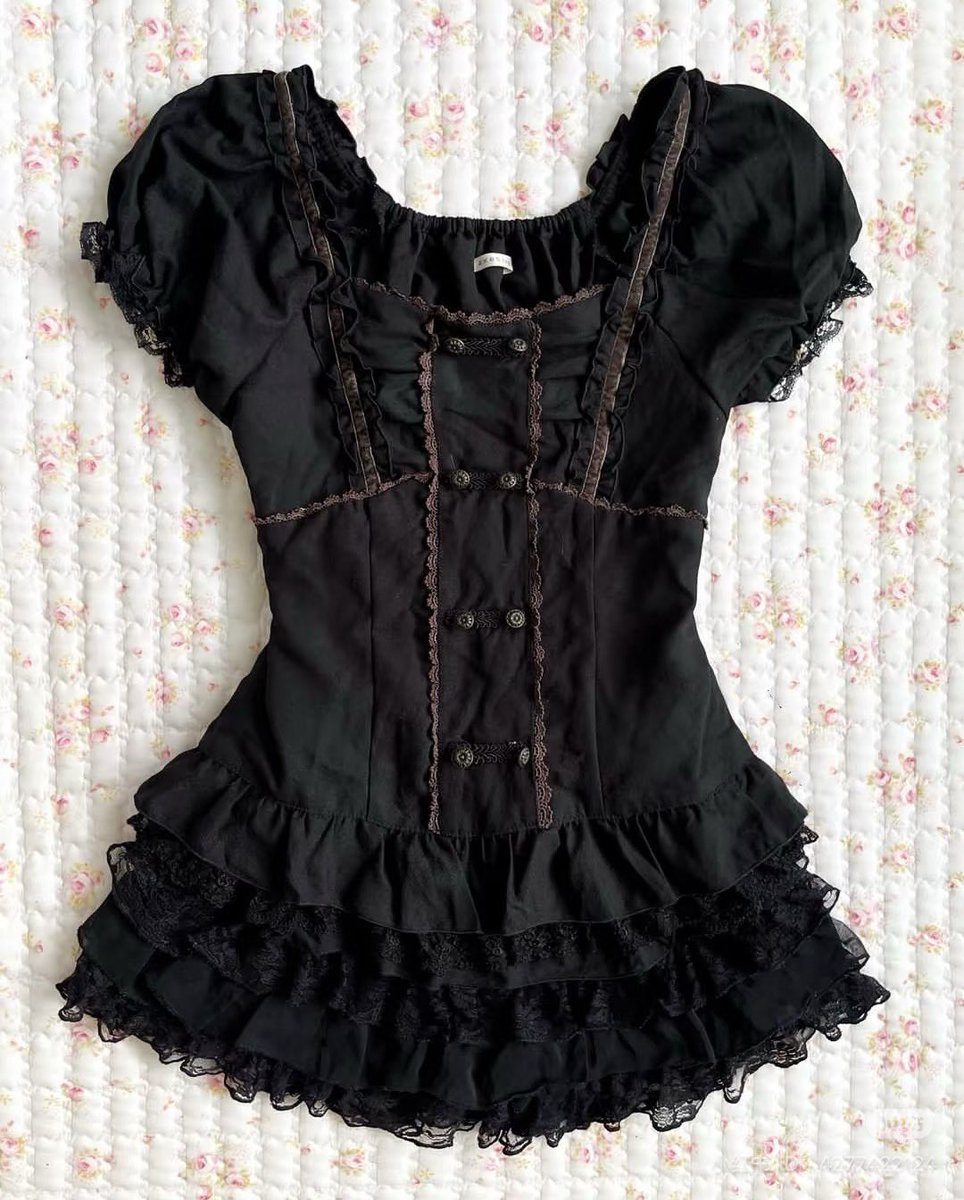 matching sets by vintage_y2k via red app