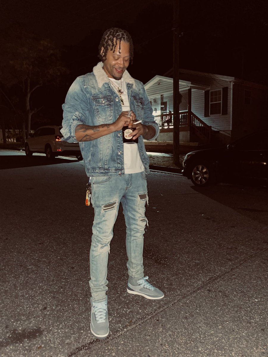 She say I’m sexy she wanna eat me