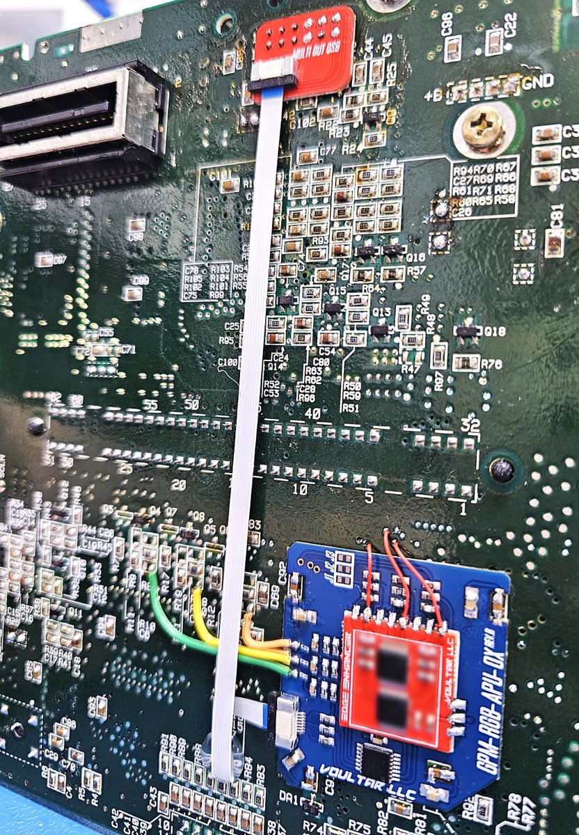 Voultar's tweet photo. My friends, ALL SNES systems can output gorgeously sharp pixels. I just finished this extremely noisy GPM revision. See for yourself the difference from "before" to "after" in these screen captures. The 1CHIP SNES, while still great, should no longer be coveted, trust me! https://t.co/Y4tDTM74mk