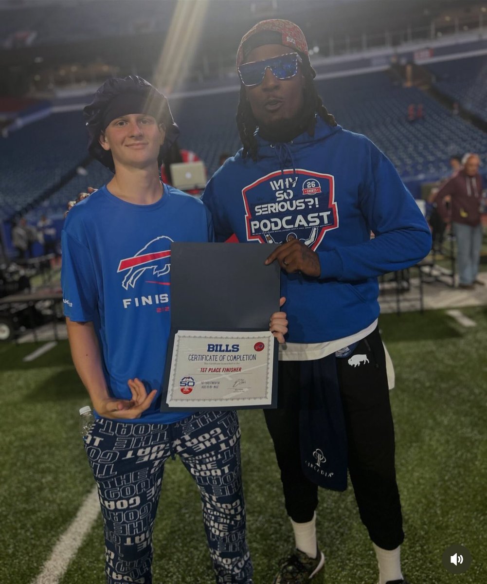 StevieJohnson13's tweet image. 32 out of 1136 (all age) runners.
Number 1 Overall - 16 year old.

JD Adkins | Cleveland, OH 
#HandleBizHaveFunRepeat