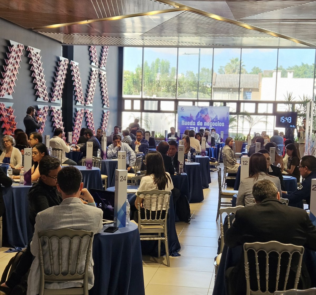 LPAJimenez's tweet photo. Hoy más de 100 empresas de #Guatemala #ElSalvador #Honduras #CostaRica #Panamá #EEUU #Mexico se reúnen en #BuildTheFutureGT 3ra. edición para promover la exportación de servicios en la región #BeyondExpectationsGT https://t.co/oRZ5d9z5F7