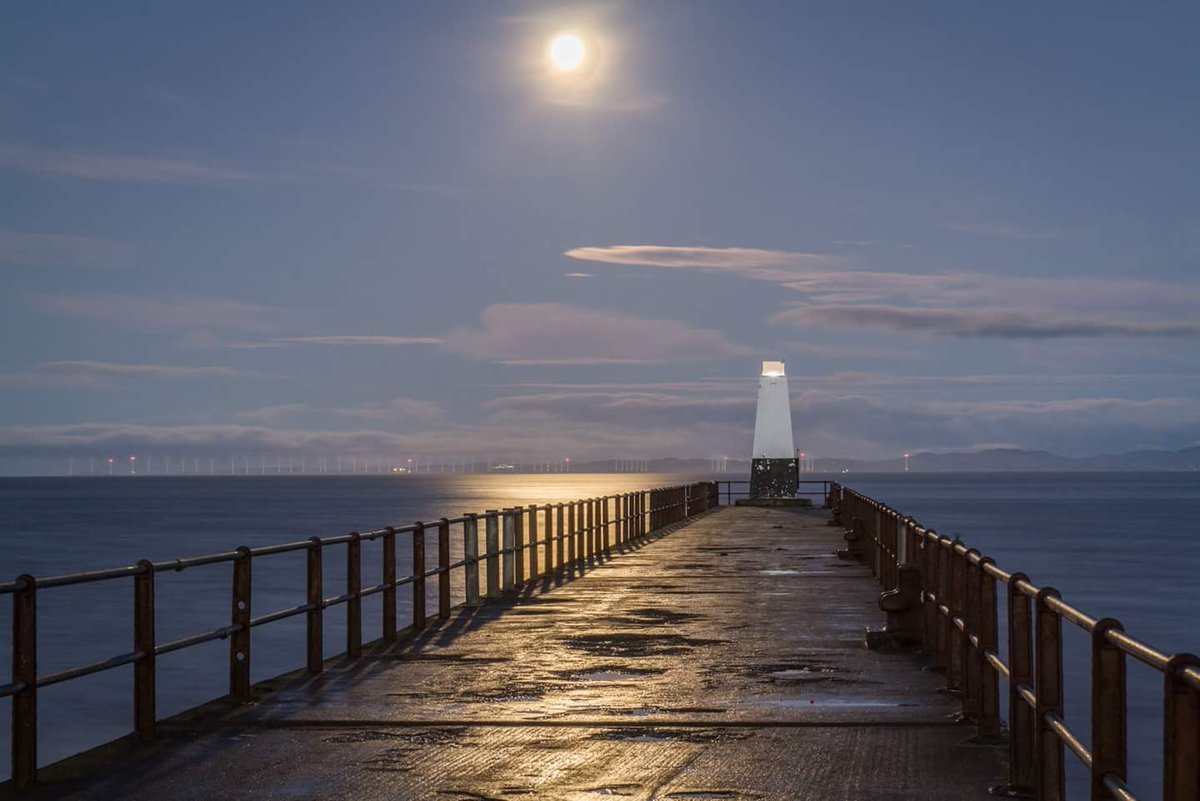 SisOfStephi's tweet photo. Maryport pier late evening with a calm sea on the Solway. https://t.co/wG9wr3UUuh