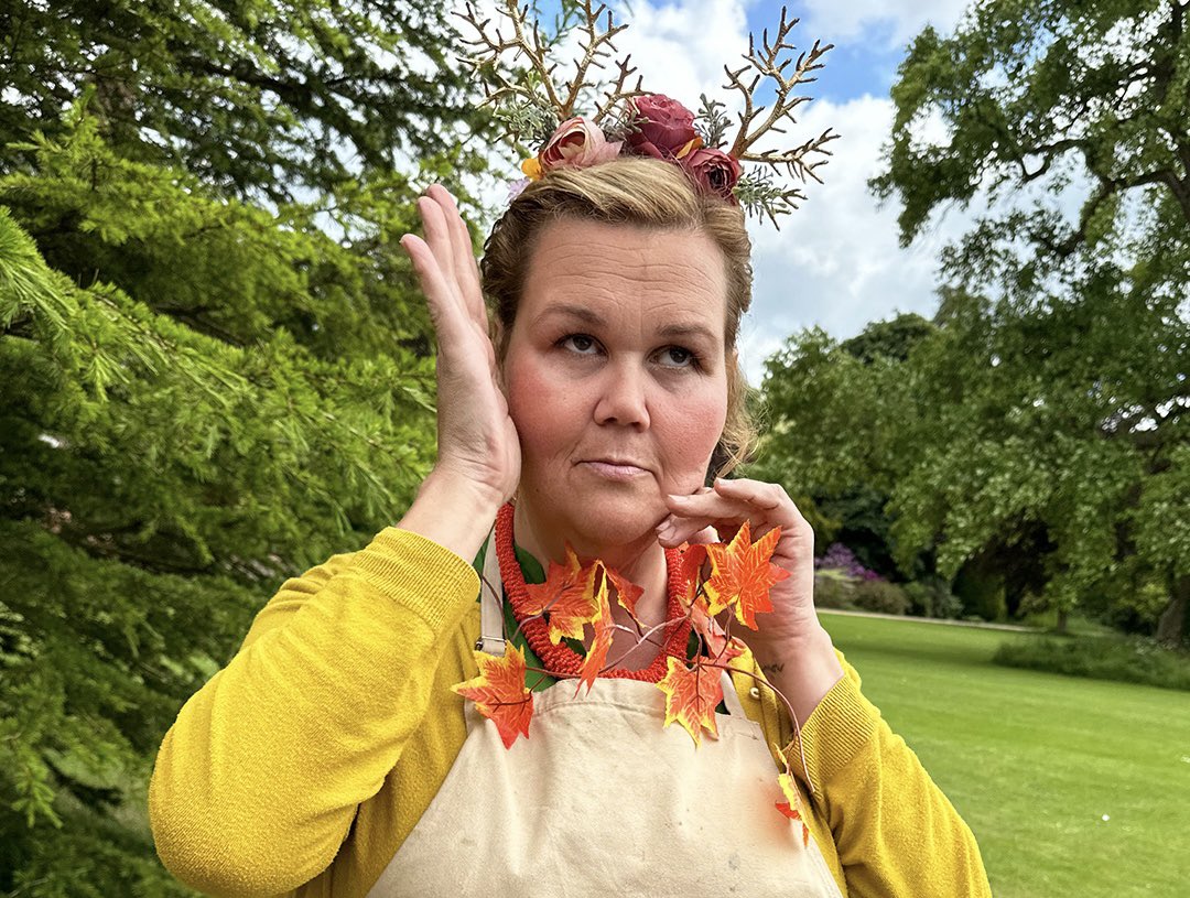 _fernfernfern's tweet photo. the people’s princess, we love you SO so much Nelly (I’m devastated and don’t know how I’ll recover from this oh my god) #GBBO https://t.co/P5cFQs5gpy