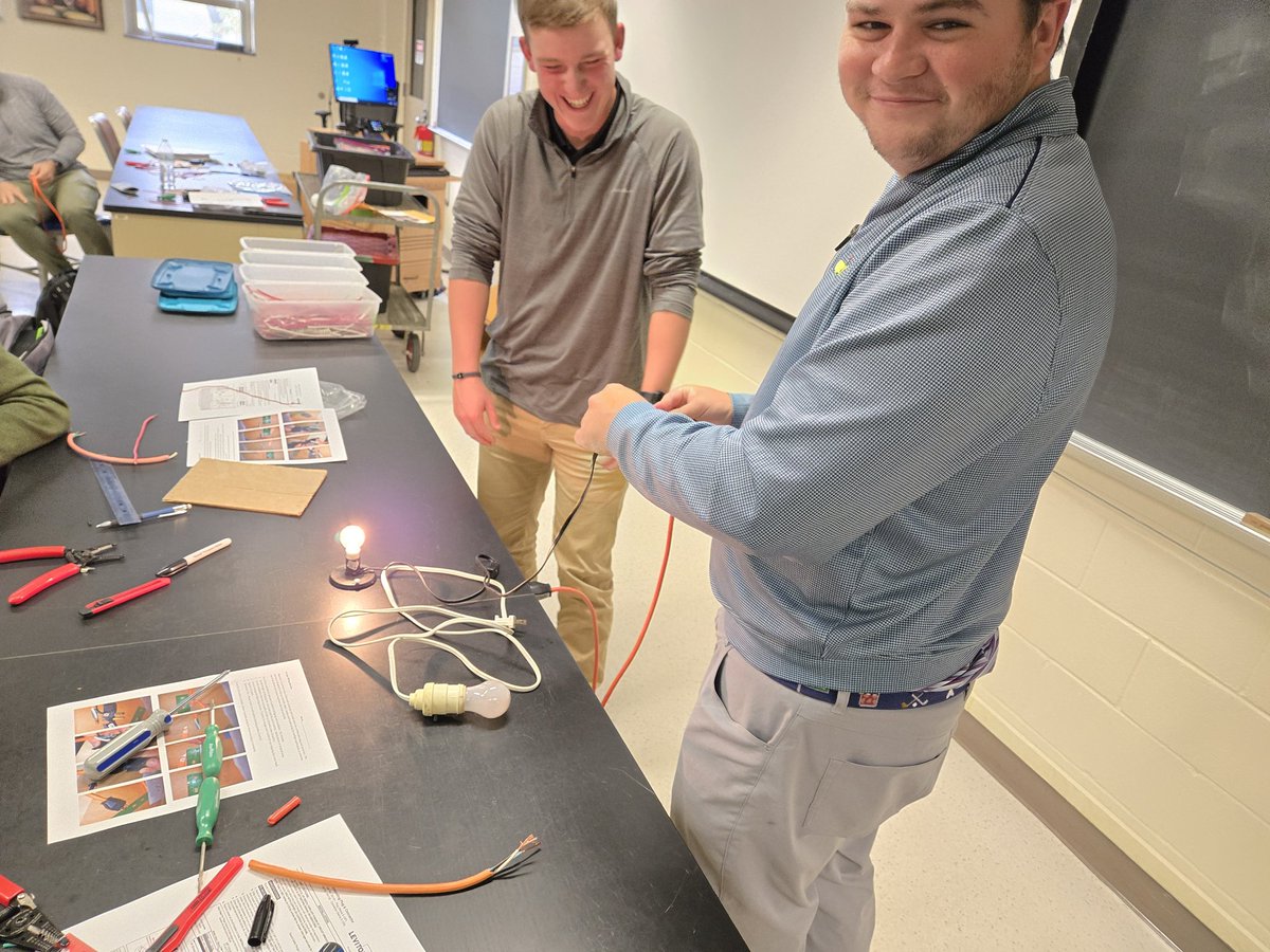 It's wiring time!
Learning the proper techniques of prepping and completing a wiring project. Safe, rugged, and actually works! Game On!!
#psuturf 
#psuirrigation 
#psuplantscience