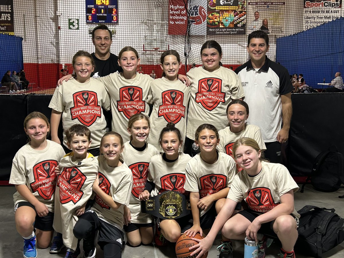 FndmntlHoops's tweet photo. Congratulations to the NE Storm 5th grade for winning the 6th Grade Fall League Championship https://t.co/iylCSFhVgM