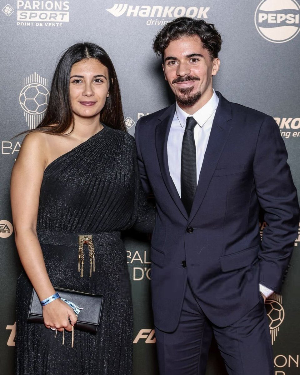 vitinha's tweet photo. #BallonDor 2024 ✅ É uma honra estar entre os melhores. Agora é trabalhar para voltar. https://t.co/AShVibKWu0