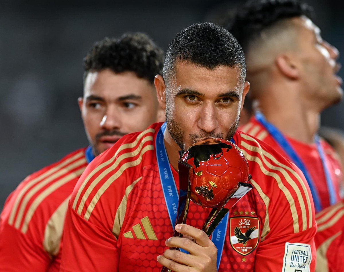 AlAhly's tweet photo. اللقب القاري السابع والعشرون تحت السيطرة 😎🦅 https://t.co/lPzw2Qpvn4