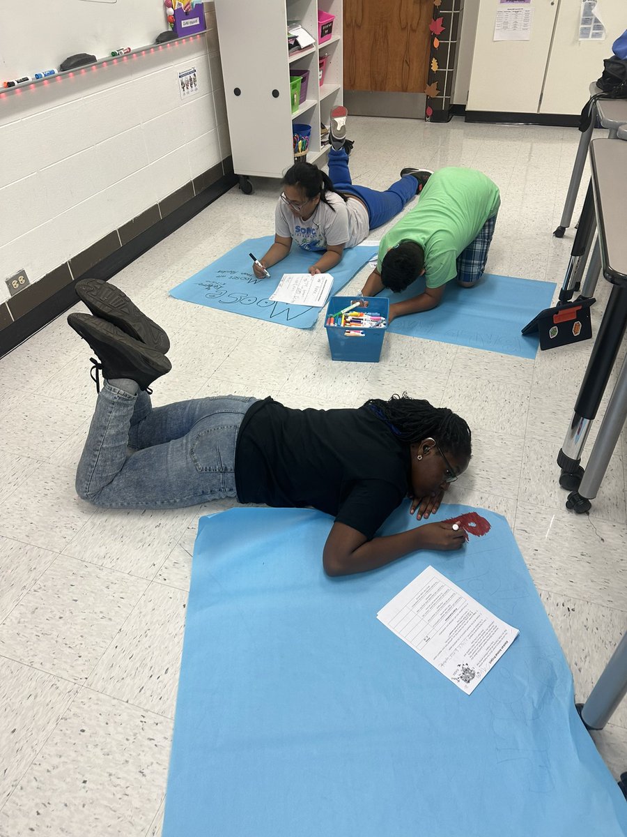 SalyardsClass's tweet photo. My first period reading class is researching animals from Alaska. Students made posters and will present their findings on Friday. We are prepping for our new Readtopia Unit that includes reading “Call of the Wild.” 🐺 🏔️ 📚 https://t.co/wva42Sshl2
