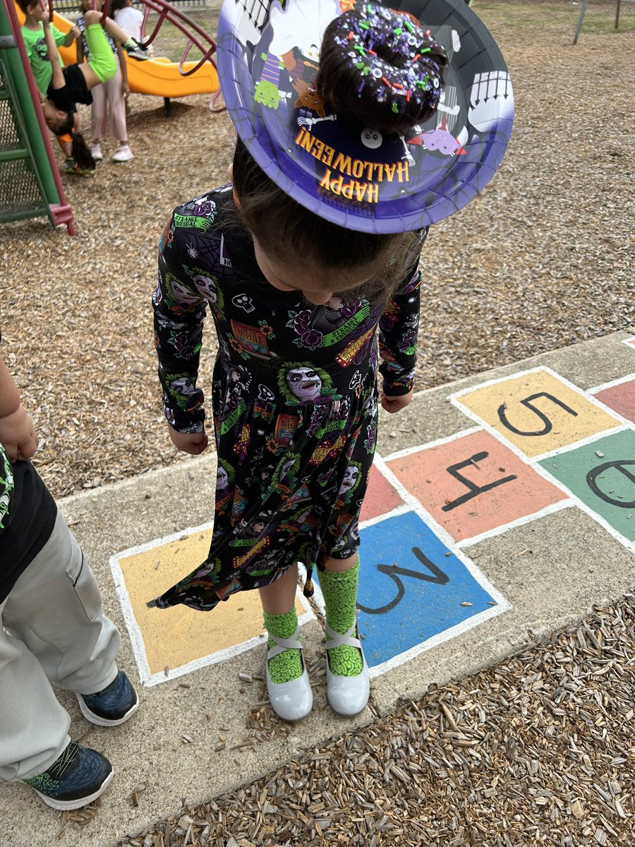 Debra Ann Cadena tweet media