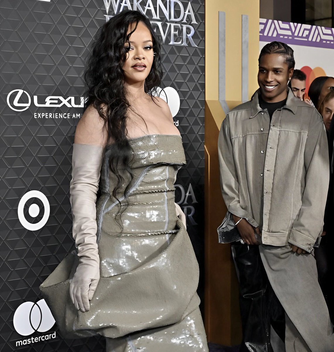 The way he looks at her>>> ❤️😭 #rihanna