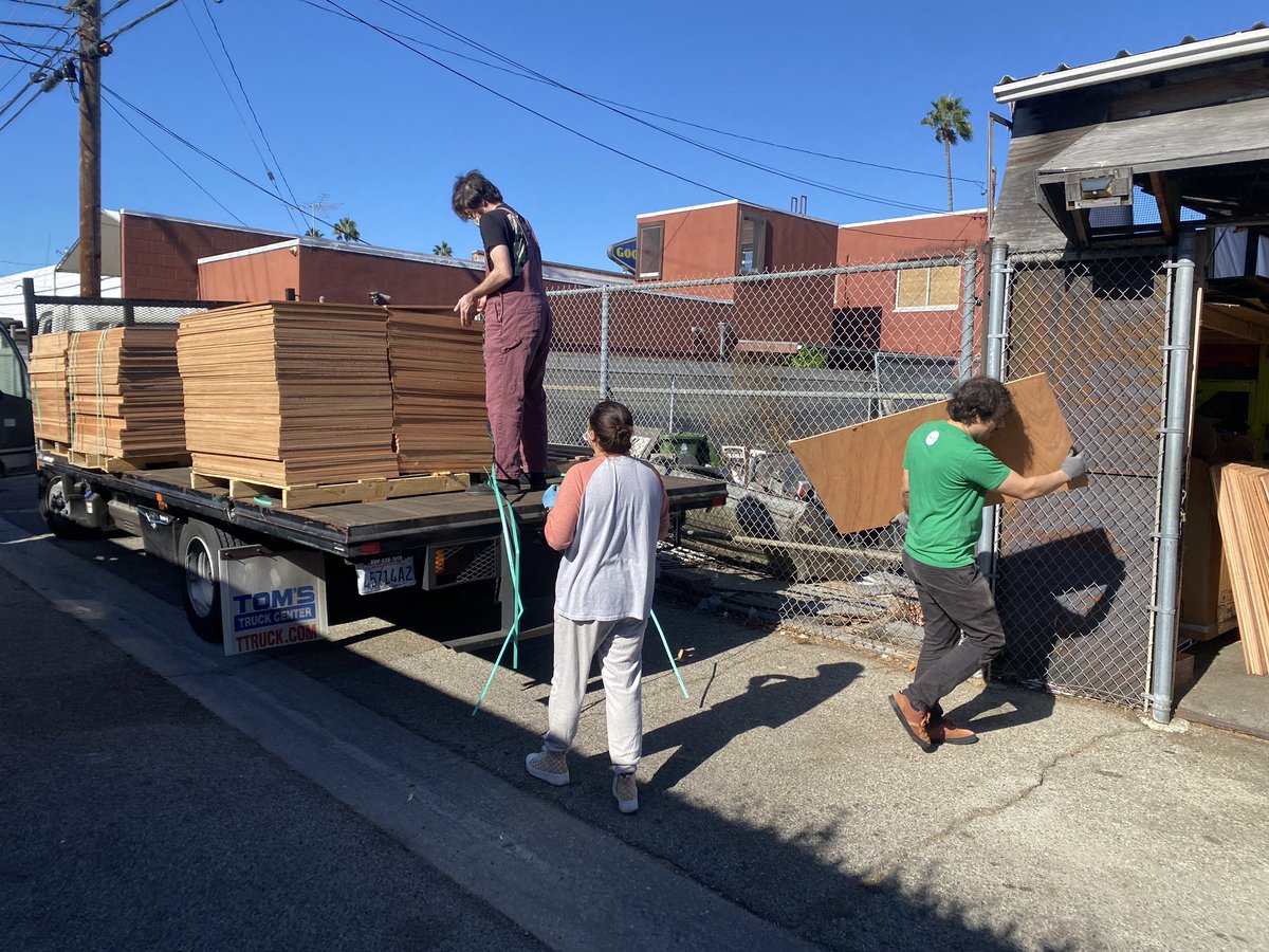 Look what arrived at Rediscover Venice today!? 😱😍 Big thank you to Talbert Architectural @talbert_architectural for donating this dreamy pile of beautiful plywood 🪵 

This resource is creatively reused at Rediscover 💖 #gratitude #creativereuse