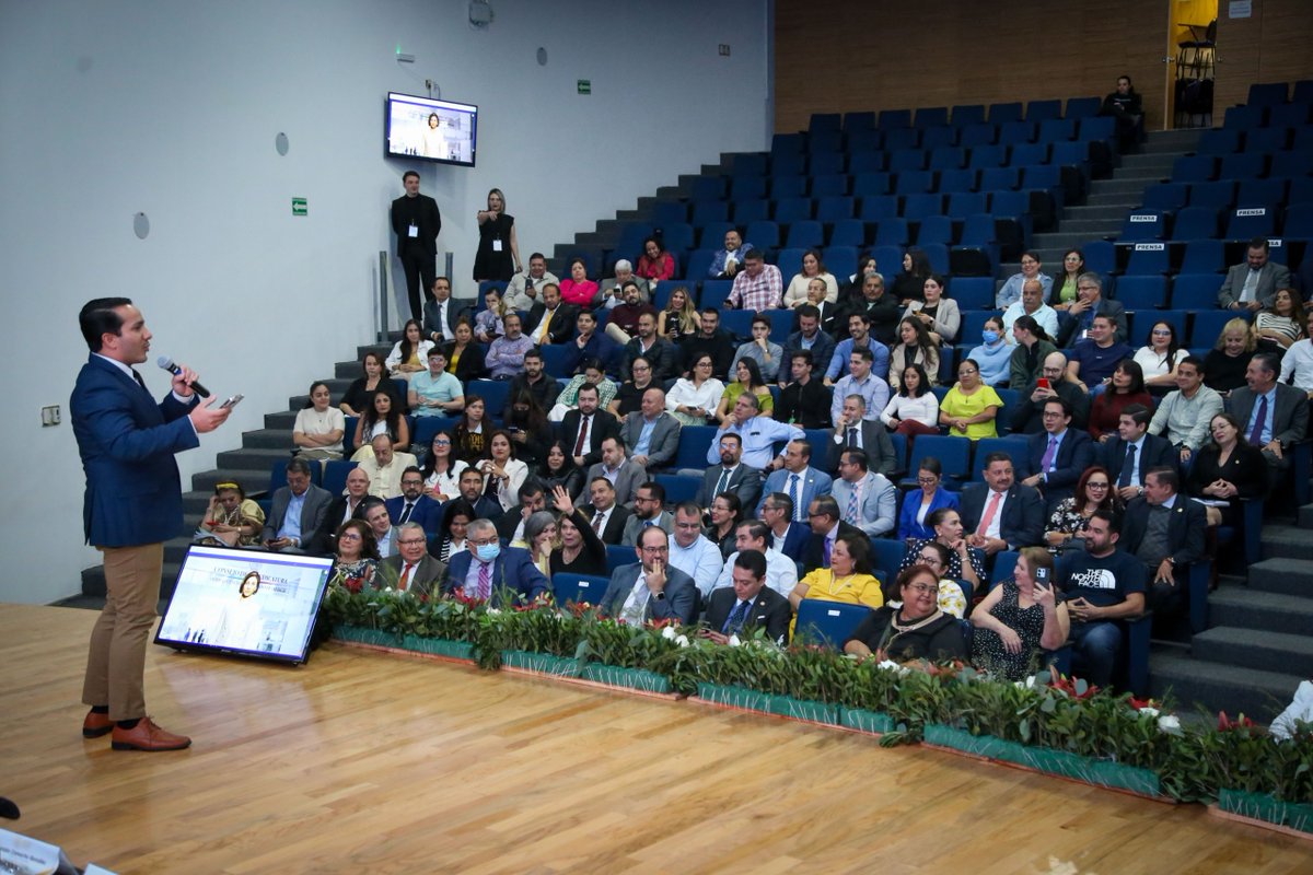 Como parte del 18° Congreso de Juezas y Jueces de Jalisco, que encabeza la Consejera y Presidenta de la Asociación Jueces de Jalisco, Gabriela Sánchez Cabrales, se desarrolló la conferencia "Los metahumanos en la justicia"